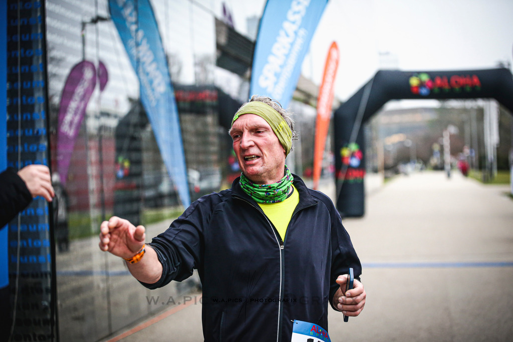 ..... | Linz, AUSTRIA,14. Dezember 25, ALOHA WINTERLAUF DEZEMBER 25 , Image shows: Photo: WAPICS / Andreas Willdoner
