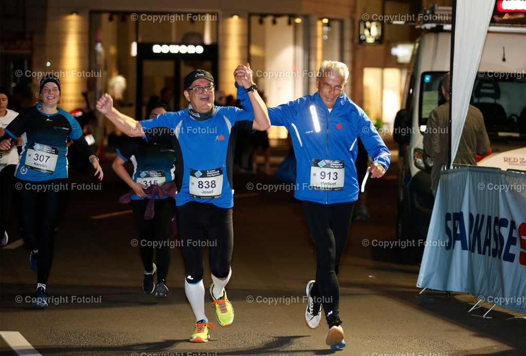 LINZERSPARKASSECITYNIGHTRUN_43 | bilder, linz, photo, foto, fussball, sport, fotolui, bundesliga