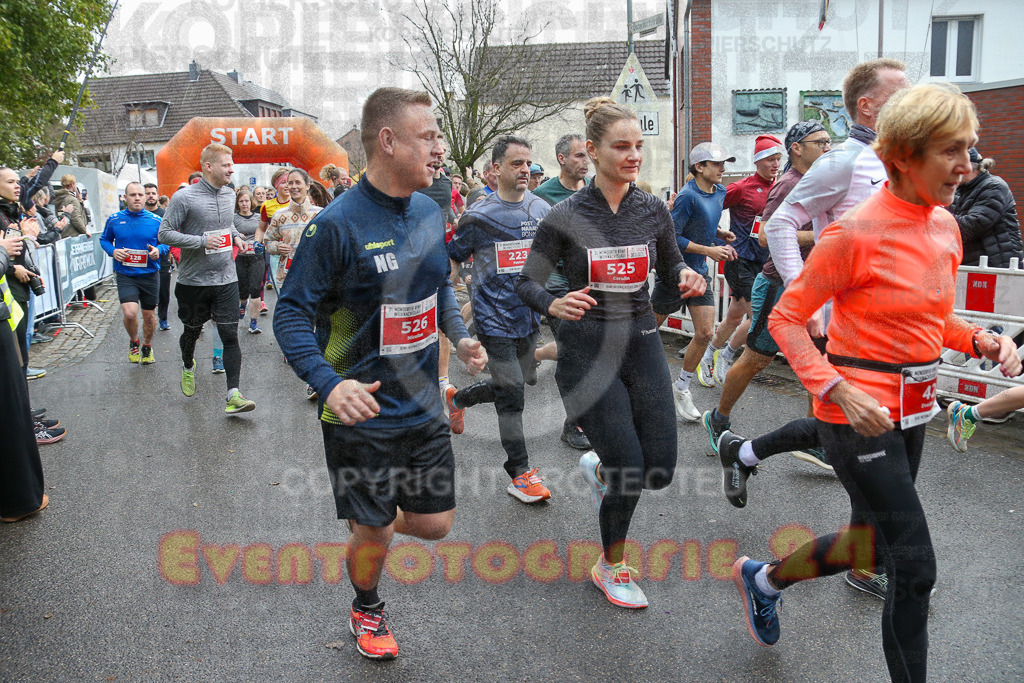251130_1133_EX1_8012 | Sportfotografie im Rhein-Sieg Kreis, Köln, Bonn, NRW, Rheinland Pfalz, Hessen, etc. Unser Tätigkeitsfeld umfasst den Laufsport vom Volkslauf über den Marathon, Duathlon, Triathon bis zum Ultralauf wie Kölnpfad Ultra oder Schindertrail.
