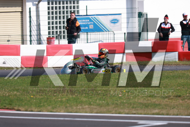 0DKP2280 | Kliewer Motion & Motorsport - Realisiert mit Pictrs.com