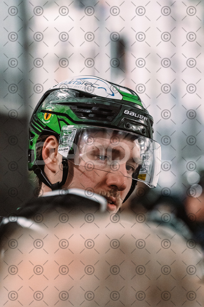 Alligators_vs_Erding_12_12_2025-143 | Höchstadt Alligators Fotogalerie: Eishockey-Action aus Franken. Professionelle Spielfotos, Portraits & Stadionbilder zum Download. Jetzt entdecken! - Realisiert mit Pictrs.com