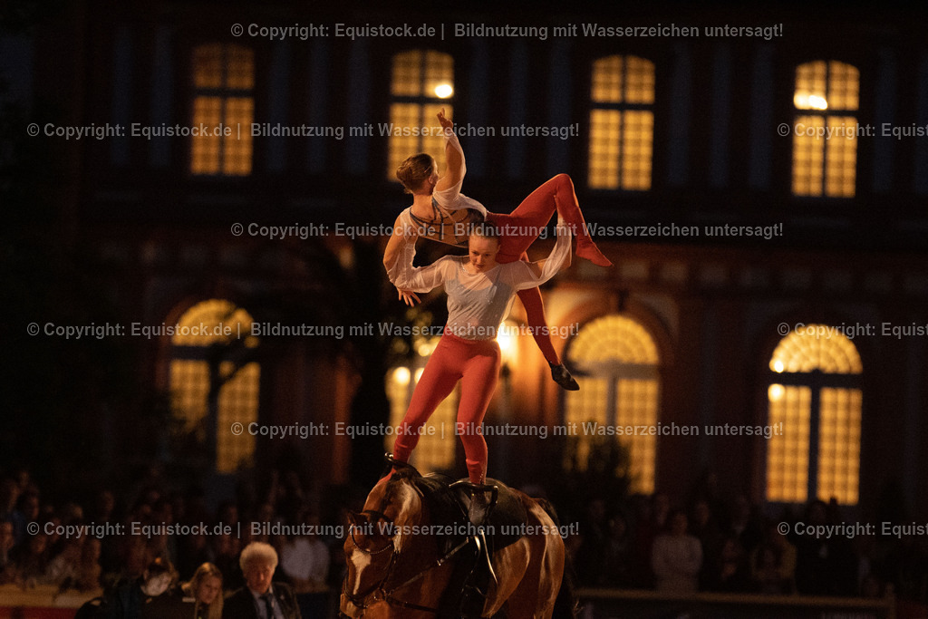 20230527_Voltigieren_NASPA_Flutlicht_0783 | equistock