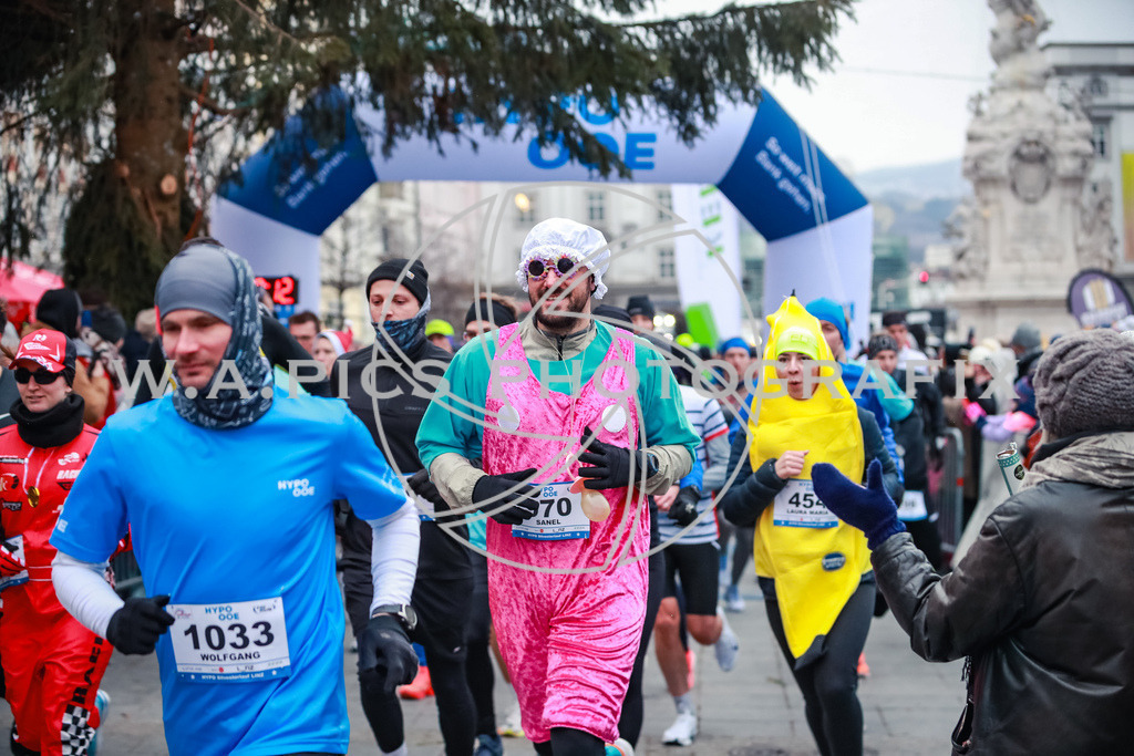 SILVESTERLAUF LINZ 25 | Linz, AUSTRIA, 31. Dezember 25, TRIRUN SILVESTERLAUF LINZ 25 , Image shows: 
Photo: WAPICS / BINDER Manuel