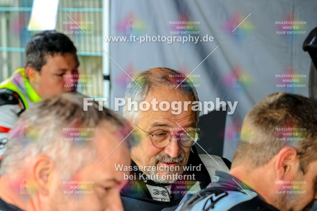 VBK-7938 | Hier findet Ihr Bilder von Touristenfahrten auf der Nürburgring Nordschleife oder von anderen Veranstaltungen die ich besucht habe. Viel Spass beim Durch Schauen 