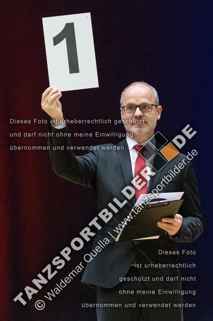 20230115-01662 | Hier finden Sie Tanz Bilder vom Latein und Standard Formationen tanzen. Sportbilder vom Tanzsport. Schöne Fotos und von Weltmeisterschaft, Europameisterschaft, Bundesliga, Regionalliga, Oberliga und Landesliga sowie von GOC Stuttgart, DanceComp, WM Bremen