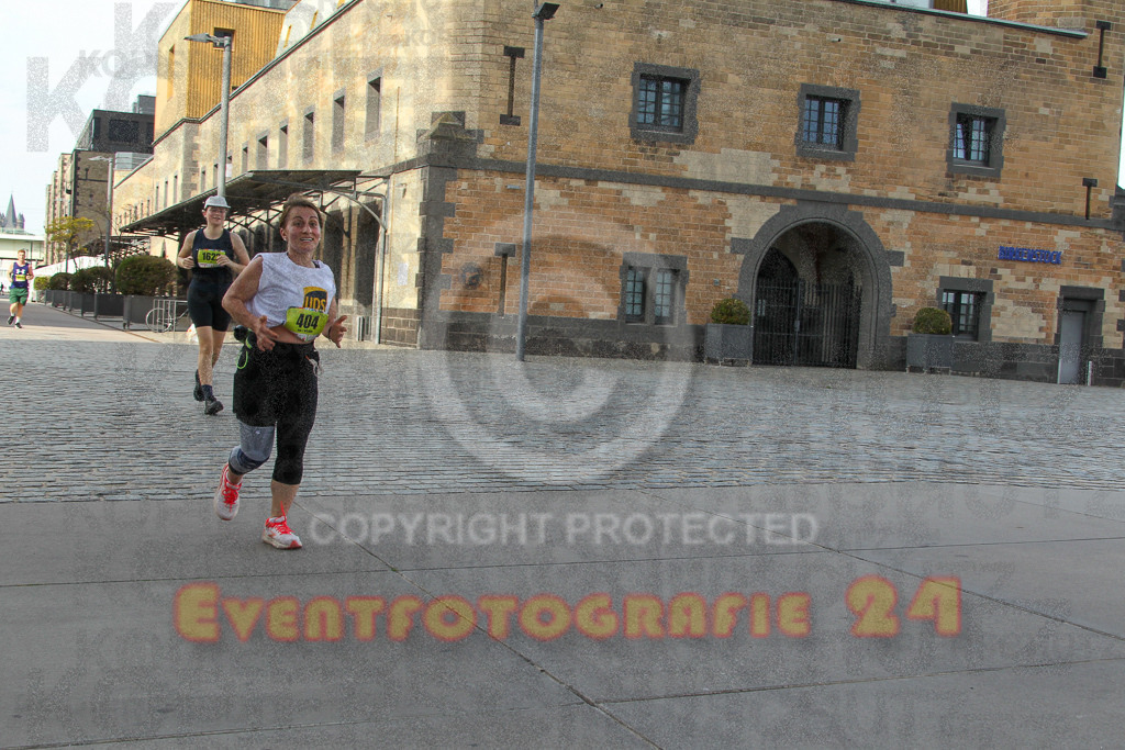 250920_1542_EV4_9469 | Sportfotografie im Rhein-Sieg Kreis, Köln, Bonn, NRW, Rheinland Pfalz, Hessen, etc. Unser Tätigkeitsfeld umfasst den Laufsport vom Volkslauf über den Marathon, Duathlon, Triathon bis zum Ultralauf wie Kölnpfad Ultra oder Schindertrail.