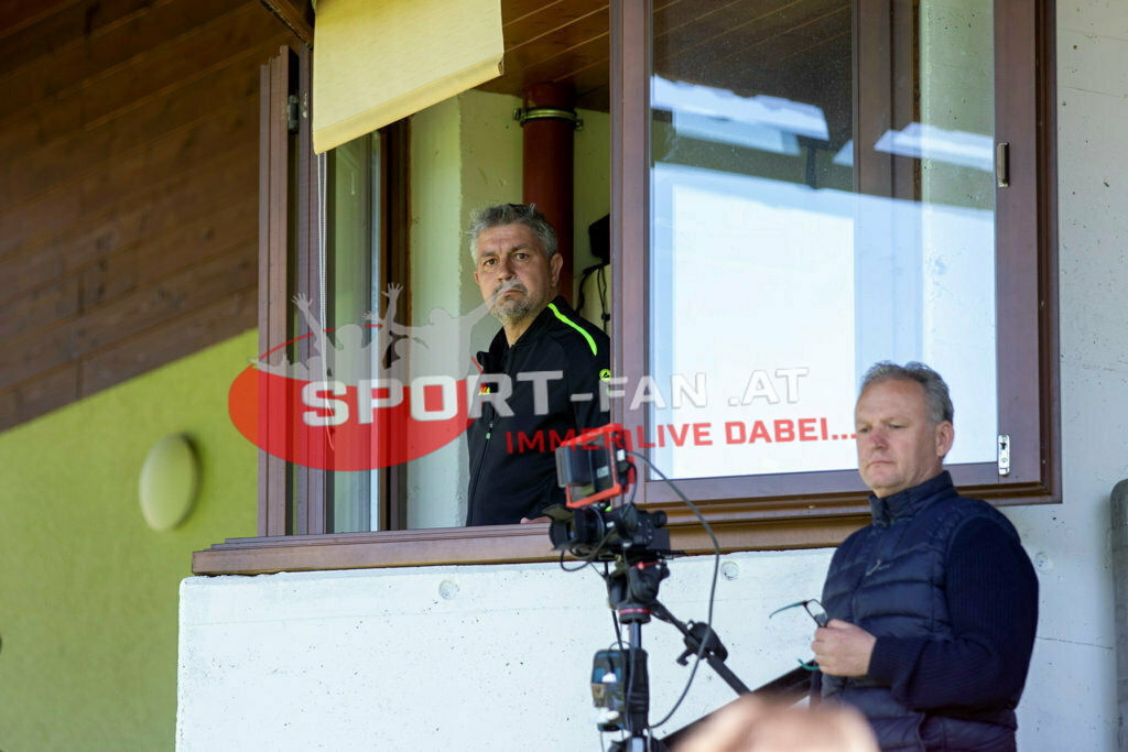 Portugal  U15 -Czech Republic U15 | Siegfried Mödritscher, Paul Kravagna ; Portugal  U15 -Czech Republic U15 am 29.04.2022 in Arnoldstein
(Sportplatz), AUSTRIA, (Photo by Ernst Krawagner sport-fan.at) - Realisiert mit Pictrs.com