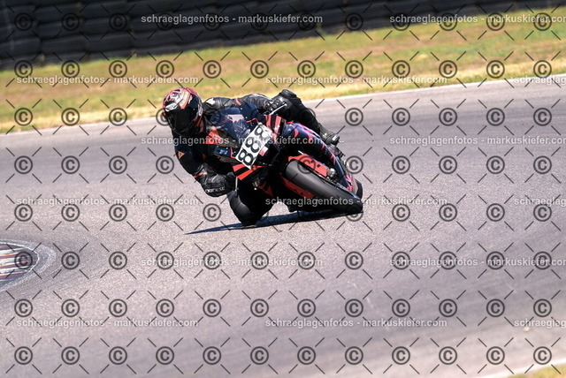 26bt04-1641 | markuskiefer.com - Realisiert mit Pictrs.com