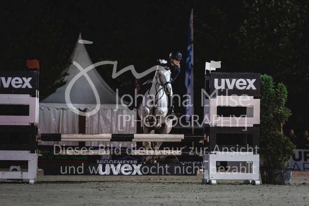 240913_OWLCh_Teamspringen-810 | Deine schönsten Turniermomente als professionelle Fotos! Entdecke hochwertige Pferdesport-Fotografie im Online-Shop. Jetzt Fotos finden & bestellen!