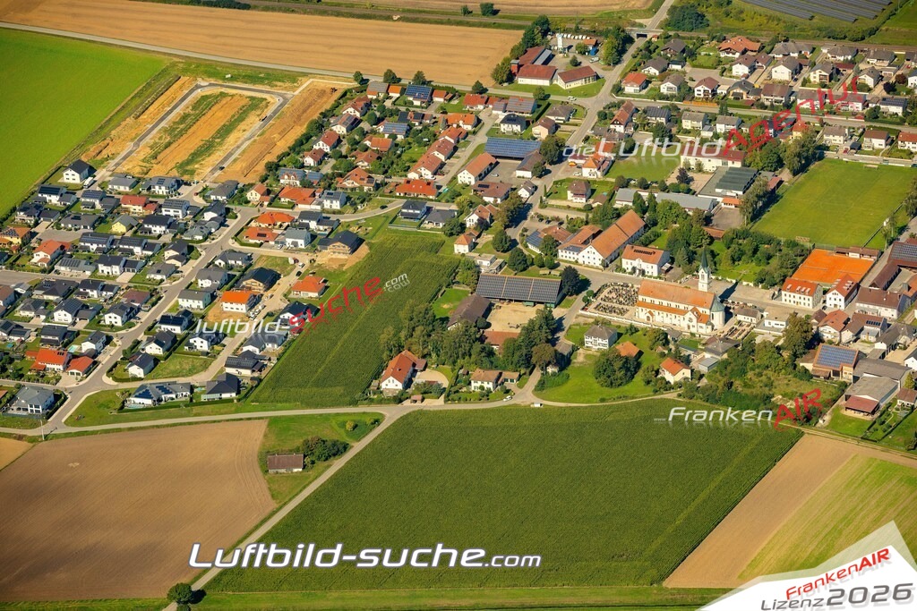 Das Luftbild zeigt :  Otzing - Die Luftaufnahme wurde 2023 vom UL-Flugzeug aus erstellt ( keine Drohne ) - Hochauflösende Luftaufnahme - Für grossformatige Ausdrucke geeignet. Die Geschenkidee !Mit Lizenz und Bildrechte bestellbar
