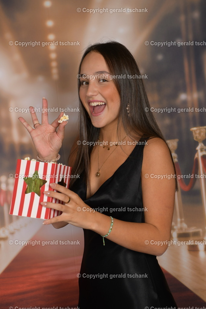MT1_5111 | Wählen Sie hier bitte Ihr bestes Foto aus, mit diesem Bild wird Ihr Set produziert. Sollten Sie kein Bild wählen oder mehrere suchen wir das Beste aus!
