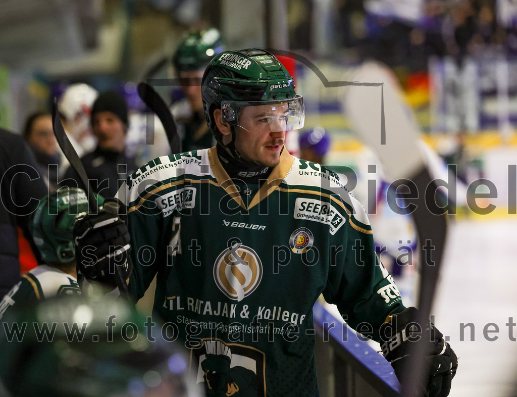 2026-01-23_055_TSV_Erding_gegen_SC_Riessersee | Erding, Deutschland, 23.01.2026:Eishockey, Oberliga Süd 2025 / 2026, 40. Spieltag, TSV Erding gegen SC Riessersee, Endergebnis: 6:5 n.V.Erik Modlmayr (Erding Gladiators, #21)Foto: Christian Riedel / fotografie-riedel.net