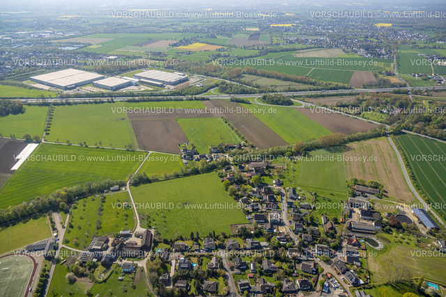Bergkamen230406338 | Luftbild, Wiesen und Felder, Autobahn A2 mit Gewerbegebiet Ernst-von-Bodelschwingh-Straße, Weddinghofen, Bergkamen, Ruhrgebiet, Nordrhein-Westfalen, Deutschland
