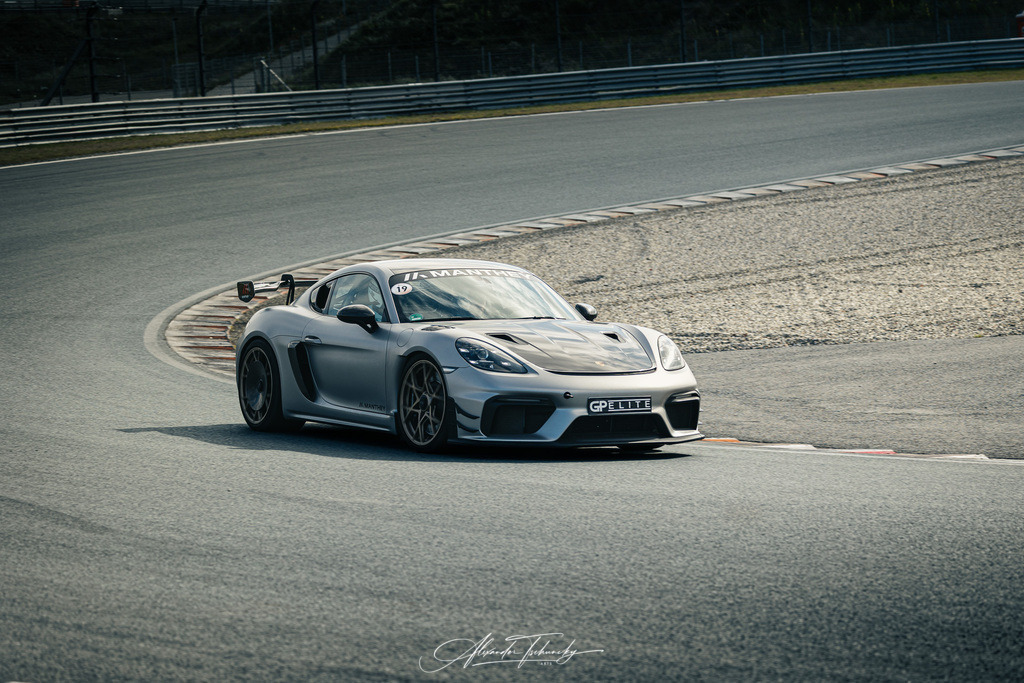 R6AT0733 _Alexander Tschuncky | Entdecken Sie die faszinierende Welt von Alexander Tschuncky Arts: Kreative Fotografie, atemberaubende Automobilkunst und hochwertiger Bilderdruck. Lassen Sie sich inspirieren! - Realisiert mit Pictrs.com