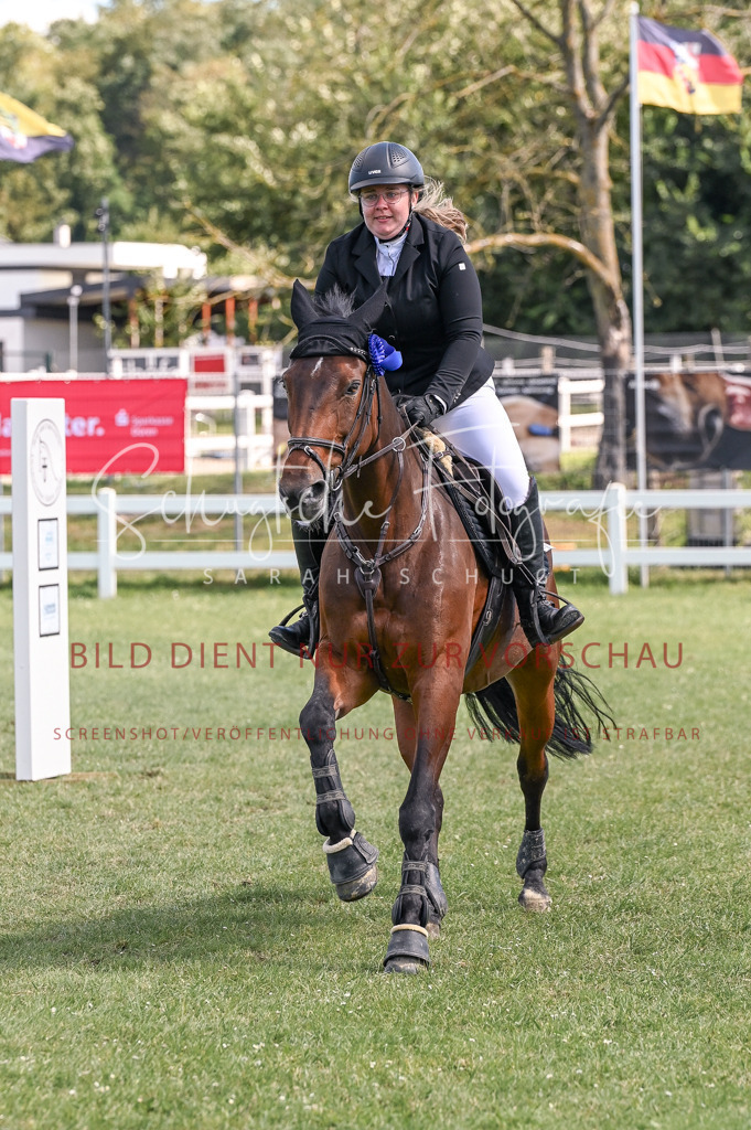 Schugtsche-Düren.2024-05.Springprf.E-77 | Schugtsche Fotografie - Realisiert mit Pictrs.com