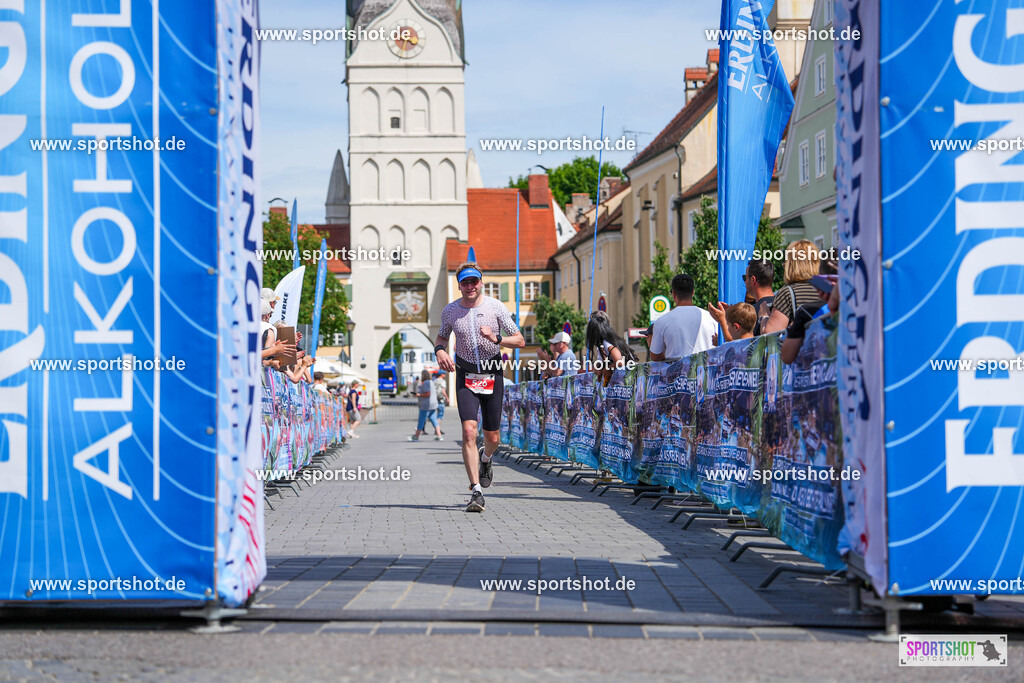 DSC05307 | Stadttriathlon Erding 2025. #yourpictrs #sportshot_your_pictrs @Sportshotphotography #stadttriathlonerding Copyright: www.sportshot.de