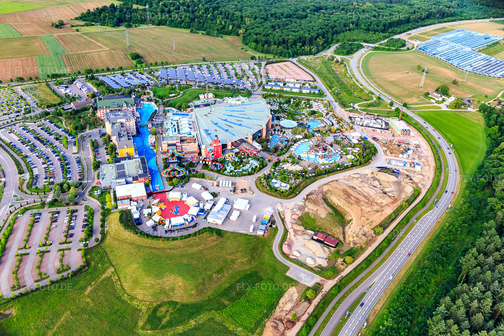 Luftbild: Rulantica im Europapark Rust in Rust im Bundesland Baden-Württemberg in Deutschland. – Foto: IMG_147271.jpg vom 29.05.2025 durch Werner Riehm/FLY-FOTO.de – Auflösung des Originals: 5088 x 3392 px – ico_erklaerung_service_information