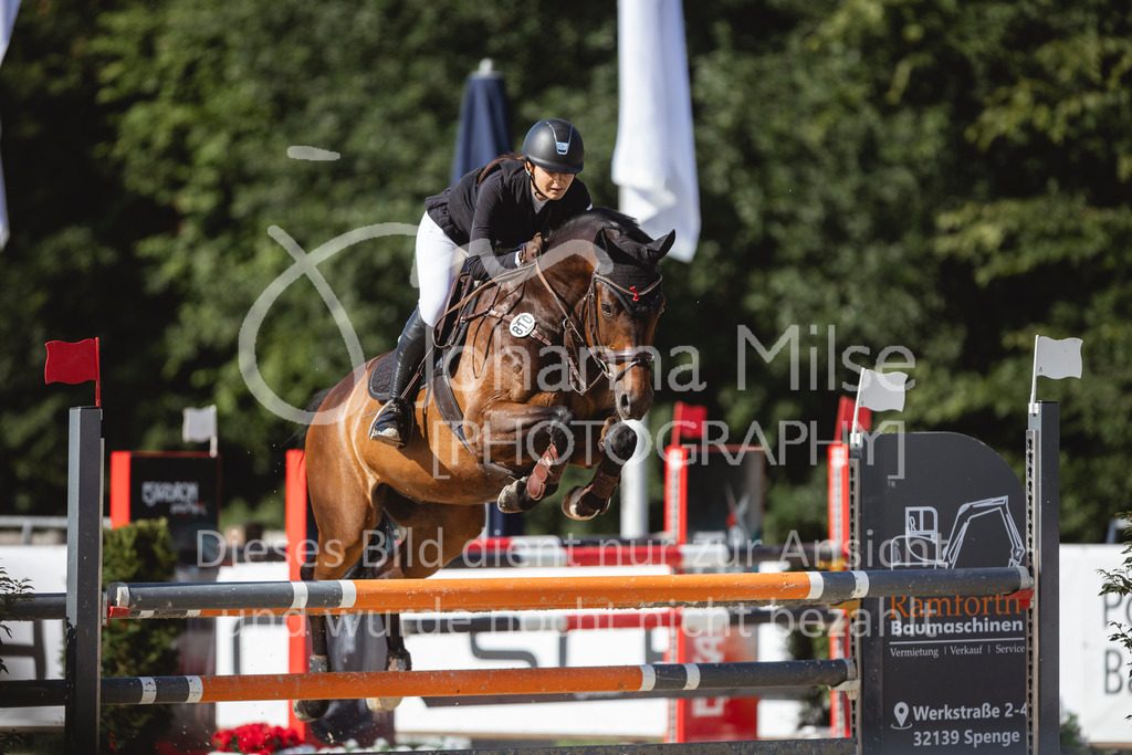 240714_BHO_M2-Spr-1-211 | Deine schönsten Turniermomente als professionelle Fotos! Entdecke hochwertige Pferdesport-Fotografie im Online-Shop. Jetzt Fotos finden & bestellen!