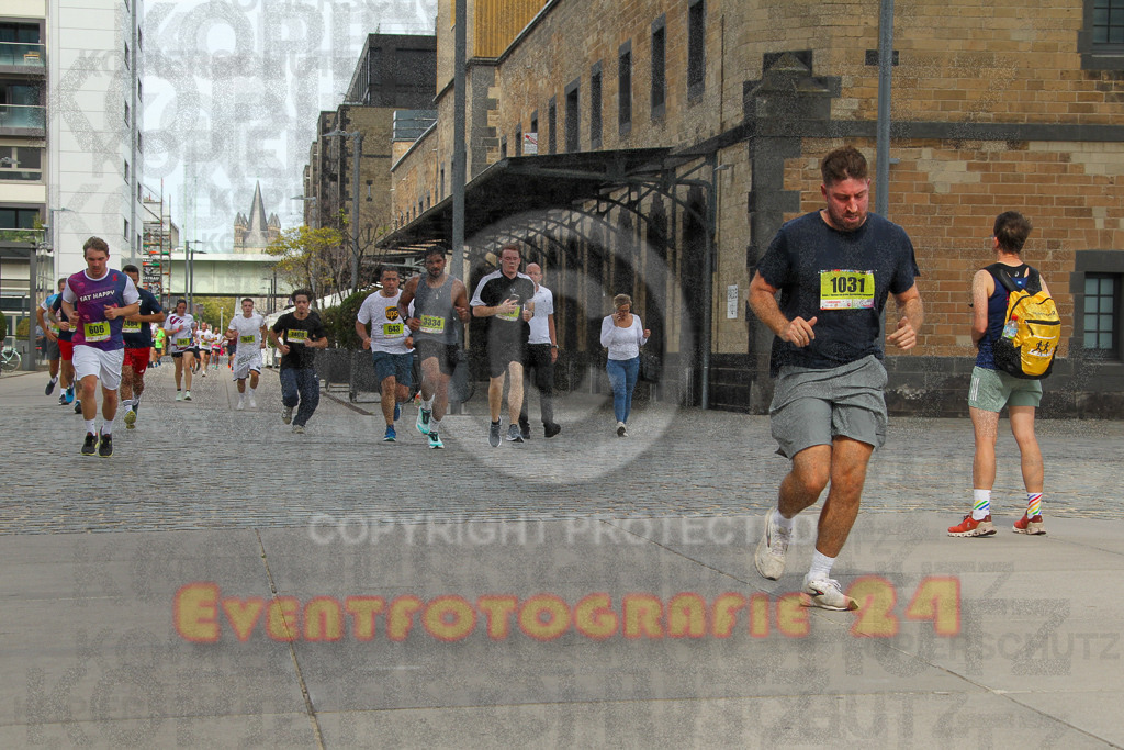 250920_1325_EV4_5476 | Sportfotografie im Rhein-Sieg Kreis, Köln, Bonn, NRW, Rheinland Pfalz, Hessen, etc. Unser Tätigkeitsfeld umfasst den Laufsport vom Volkslauf über den Marathon, Duathlon, Triathon bis zum Ultralauf wie Kölnpfad Ultra oder Schindertrail.
