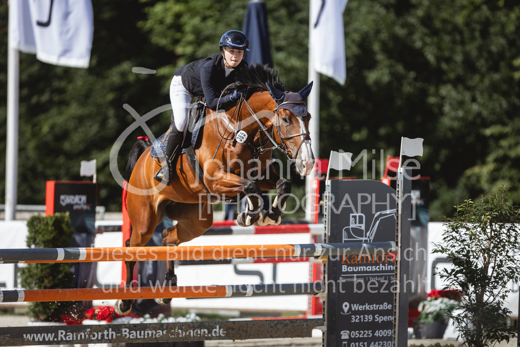 240714_BHO_M2-Spr-1-223 | Deine schönsten Turniermomente als professionelle Fotos! Entdecke hochwertige Pferdesport-Fotografie im Online-Shop. Jetzt Fotos finden & bestellen!