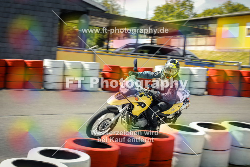 OBK_Mai_Martina_Markus-11118 | Hier findet Ihr Bilder von Touristenfahrten auf der Nürburgring Nordschleife oder von anderen Veranstaltungen die ich besucht habe. Viel Spass beim Durch Schauen 