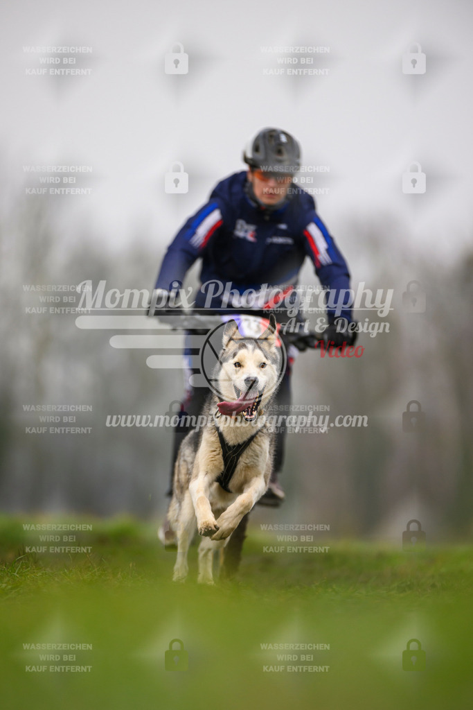 MompixPhotography_CDF2023_FFST_Di_Bike1-131 | PayLife