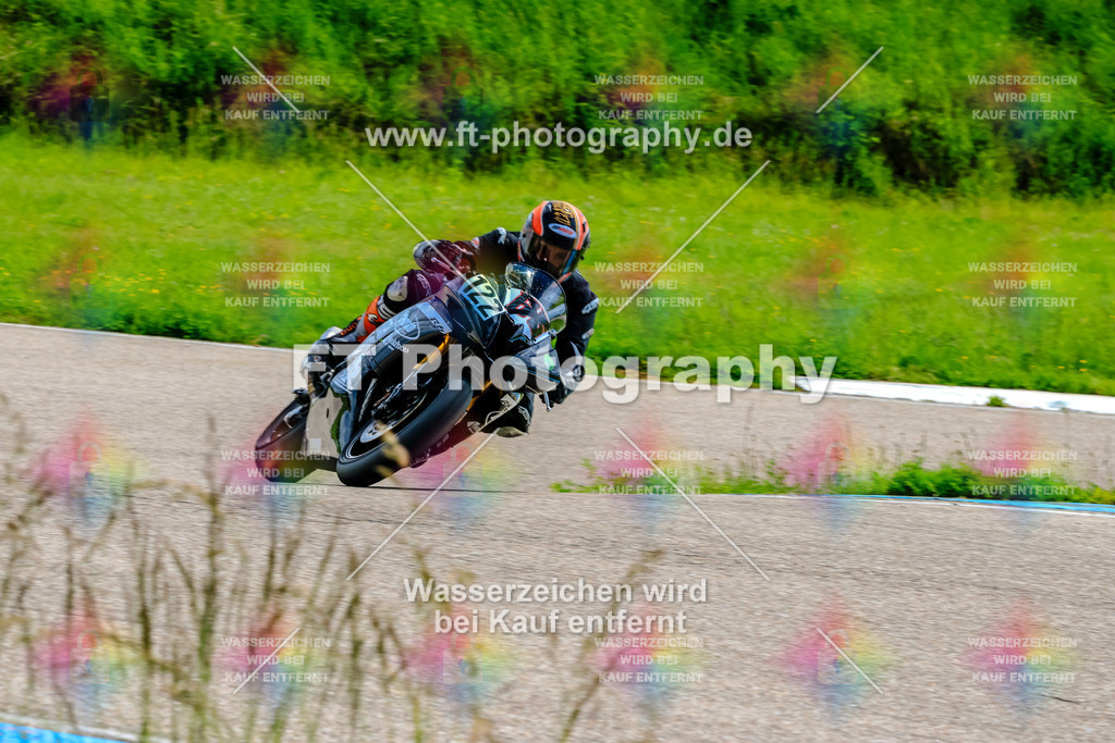 MotoTeam-0414 | Hier findet Ihr Bilder von Touristenfahrten auf der Nürburgring Nordschleife oder von anderen Veranstaltungen die ich besucht habe. Viel Spass beim Durch Schauen 