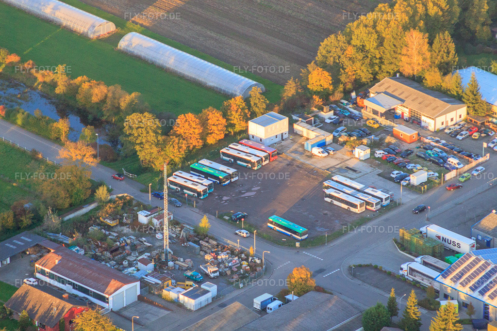 Luftbild: Busdepot des RNV im Gewerbegebiet Am Kleinwald in Herxheim bei Landau im Bundesland Rheinland-Pfalz in Deutschland. Foto: IMG_60715.jpg vom 24.10.2013 durch Werner Riehm/FLY-FOTO.deAuflösung des Originals: 4752 x 3168 px