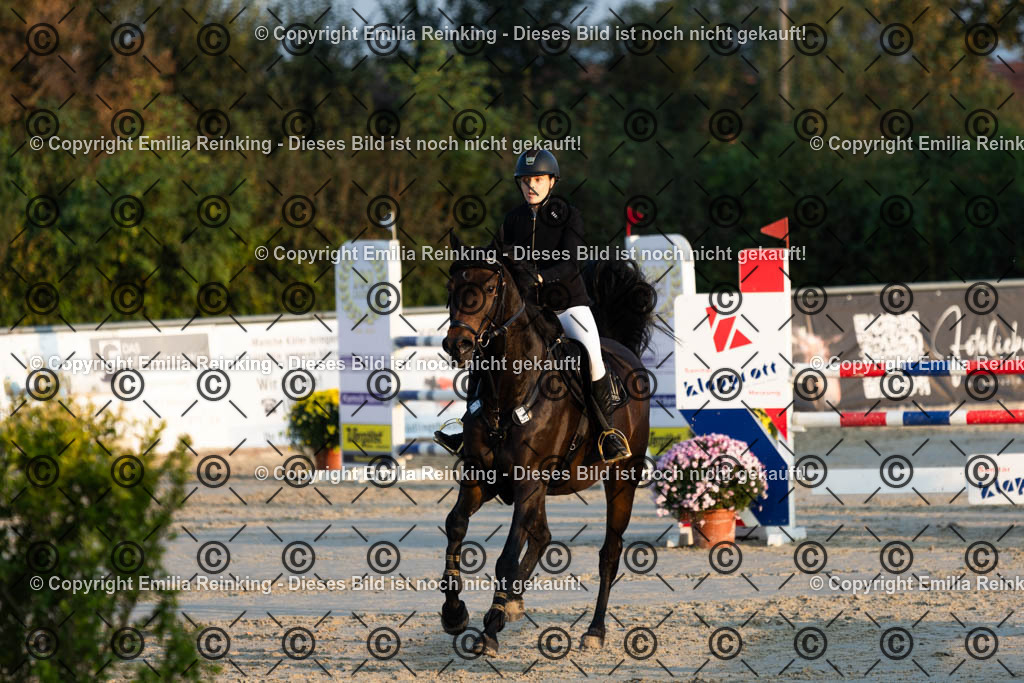 CL5A5447 | Emilia Reinking Fotografie - Realisiert mit Pictrs.com