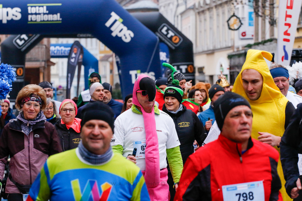 AW_20231231awmac-60 | WELS, 31.12.2023, Sparkasse Silvesterlauf Wels 2023 , Image shows: Photo: WAPICS / Andreas Willdoner