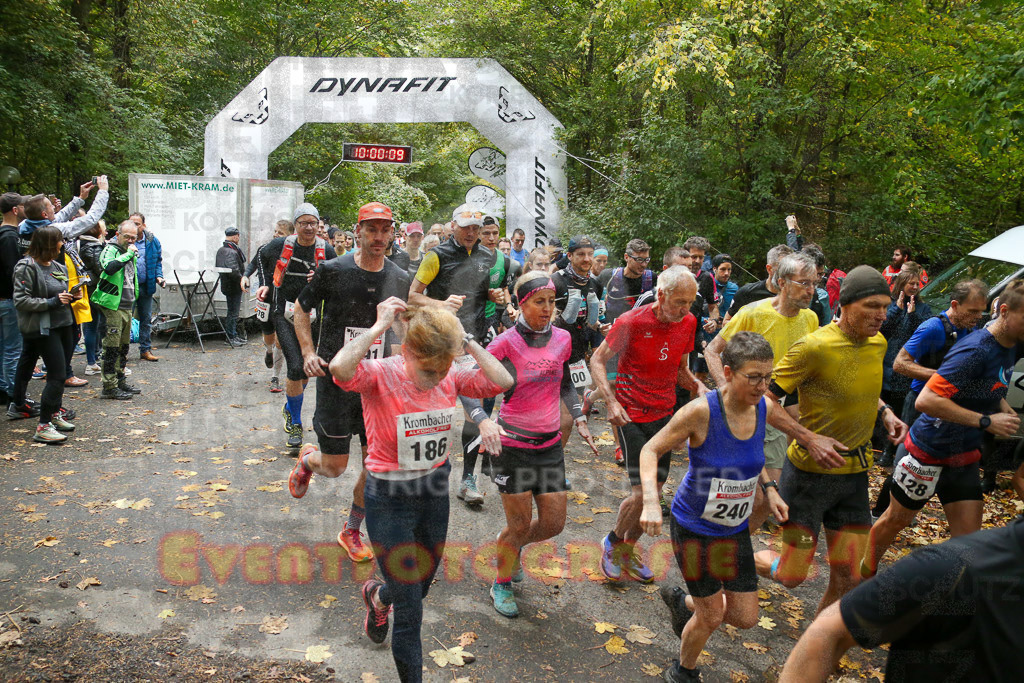 231029_1000_EX1_4862 | Sportfotografie im Rhein-Sieg Kreis, Köln, Bonn, NRW, Rheinland Pfalz, Hessen, etc. Unser Tätigkeitsfeld umfasst den Laufsport vom Volkslauf über den Marathon, Duathlon, Triathon bis zum Ultralauf wie Kölnpfad Ultra oder Schindertrail.