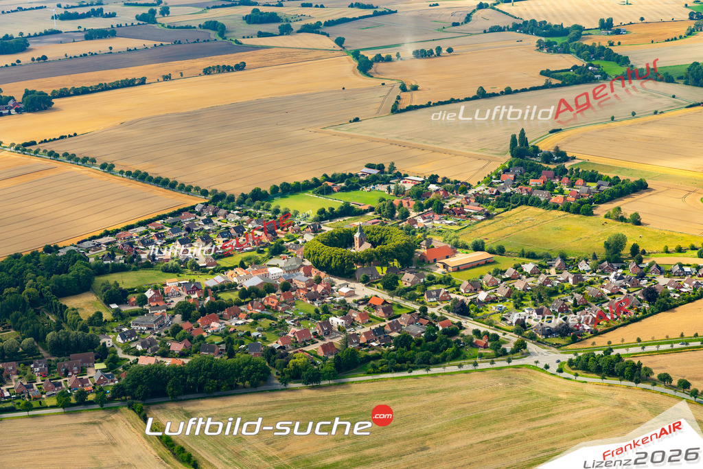 Das Luftbild der Stadt Neukirchen wurde 2022 vom Flugzeug heraus erstellt (keine Drohnen-Aufnahmen) Aufnahmehöhe ca.450 Meter- hohe Bildauflösung und Druck-Qualität. Garantiert!