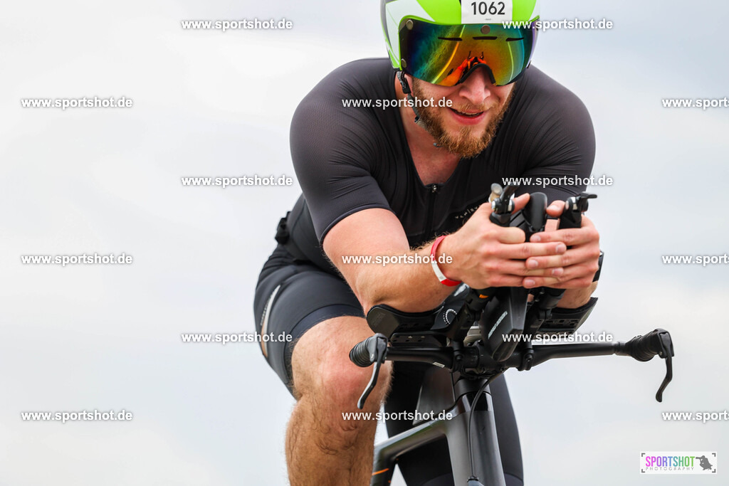BR8A3994 | Stadttriathlon Erding 2025. #yourpictrs #sportshot_your_pictrs @Sportshotphotography #stadttriathlonerding Copyright: www.sportshot.de