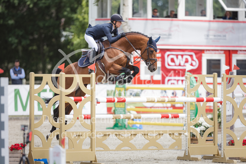 220602_CSI-Wohlde_YoungsterTour-229 | CSIYH1* - Internationale Zweiphasenspringprüfung (1,35 m) 
Youngster Tour für 7jährige Pferde
02.06.2022