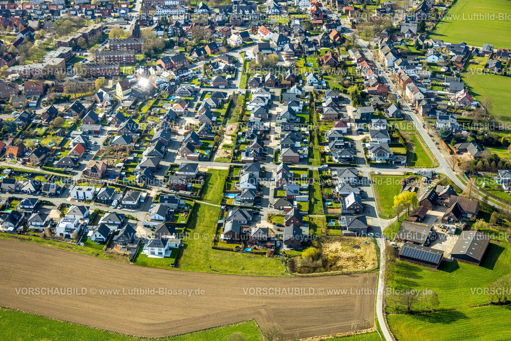 Selm260306959 | Luftbild, Ortsansicht Selm, Wohnen und Leben Neubau Wohngebiet Am Klockenberg, Selm, Münsterland, Nordrhein-Westfalen, Deutschland