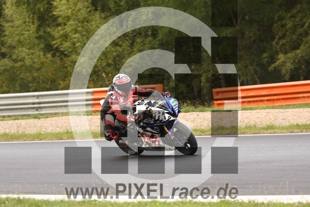 0770-20250823_05837 | Schöne Erinnerungen an spannende Momente - das festzuhalten ist unser Job. PIXELrace.de ist seit 2003 auf den Rennstrecken Europas unterwegs um die Action draußen beim Fahren und die wunderbare Stimmung imm Fahrerlager für euch einzufangen.