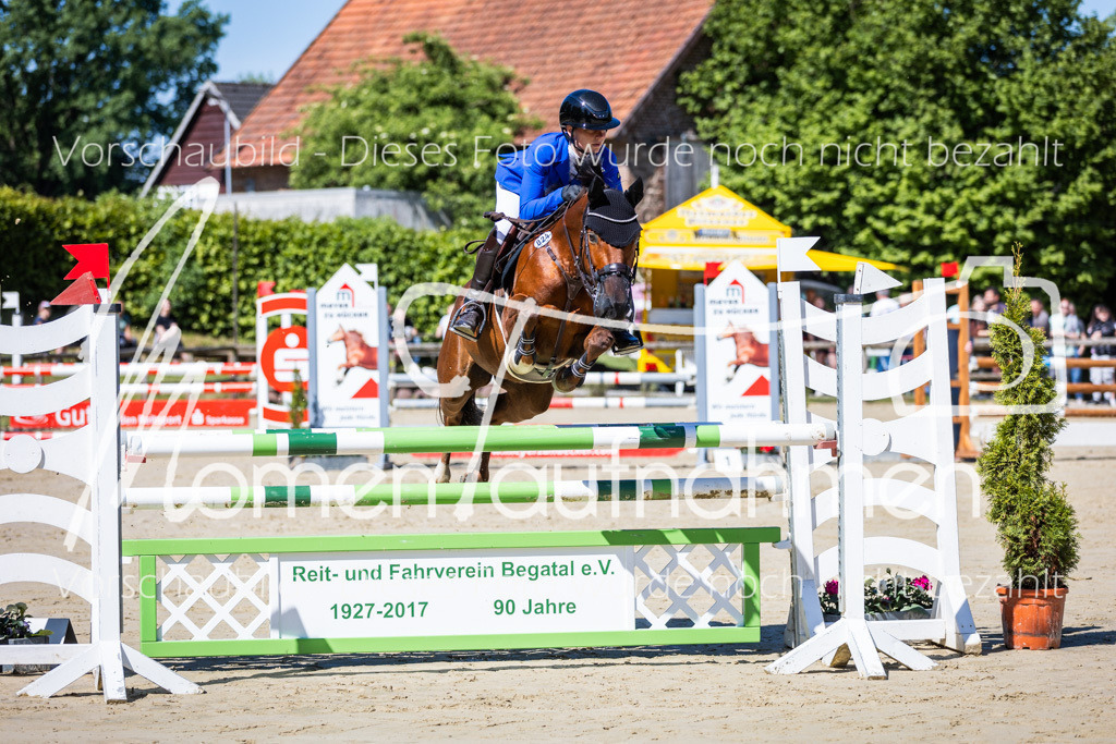 Donop24-ASprmstA-007 | MomenTaufnahmen Pferdesportfotos