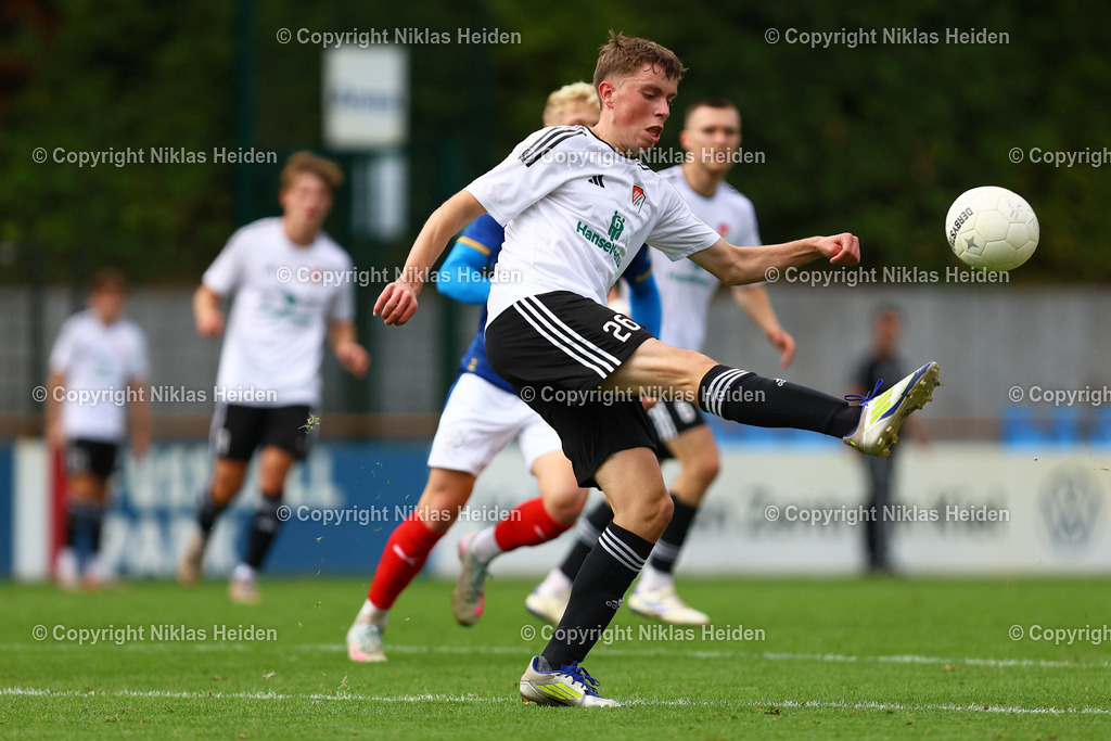 NH_HolsteinKielU23_KaltenkirchenerTS_FlensOberliga_14092025 | #26 Luis Eising (Kaltenkirchener TS)Fußball I Herren I Flens Oberliga I Saison 2025-2026  I 8. Spieltag I Holstein Kiel U23 - Kaltenkirchener TS I 14.09.2025 I Citti-Fußball-Park