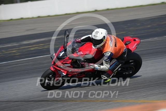 2024_08_05_PBK_13129 | Sportfotografie; SlowMotion; Video; Rennstrecke; Hafeneger; Speer; Racing; RSE; BMW; CBO; Trackday; Motorsportarena; Hockenheimring; Brno; Most; Barcelona; Valencia