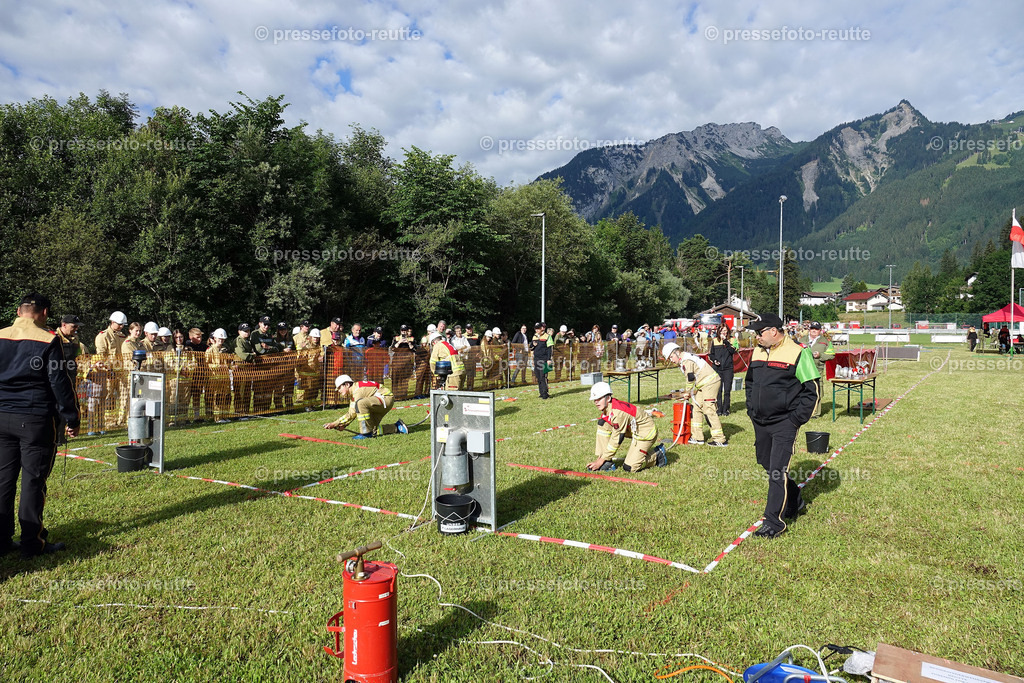 news-2022-Juli09-FF-Nassleistungsbewerb-Hoefen-Sony-DSD02290 | Info aus dem Bezirk Reutte/Ausserfern Tirol sowie eine umfangreiche Bilddatenbank über die gesamte Region: Lechtal, Talkessel Reutte, Tannheimertal, Zwischentoren. Lech, Plansee, Zugspitze, Grenztunnel, B179, Fernpassstraße, Verkehr, Lawinen, Tradition, - Realisiert mit Pictrs.com