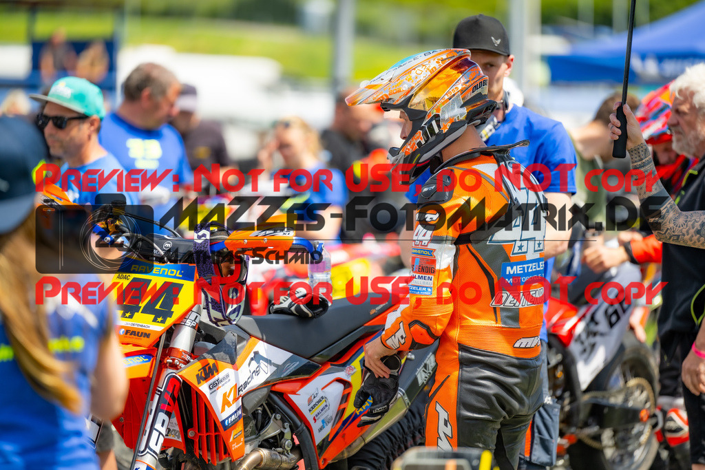 MaZZes_FotoMatrix_240623_6021986_6166 | S1