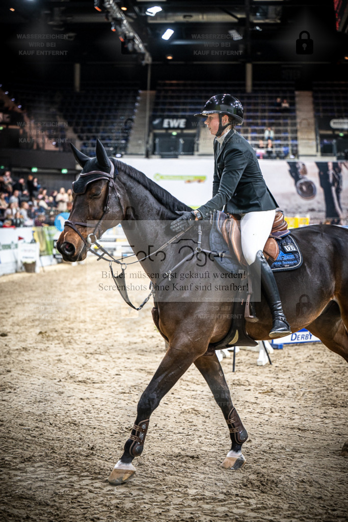 DOS_0368 | Entdecke hochwertige Reitturnierfotos von Foto Oger. Professionell, emotional und authentisch – jetzt Lieblingsmomente im Shop bestellen. - Realisiert mit Pictrs.com