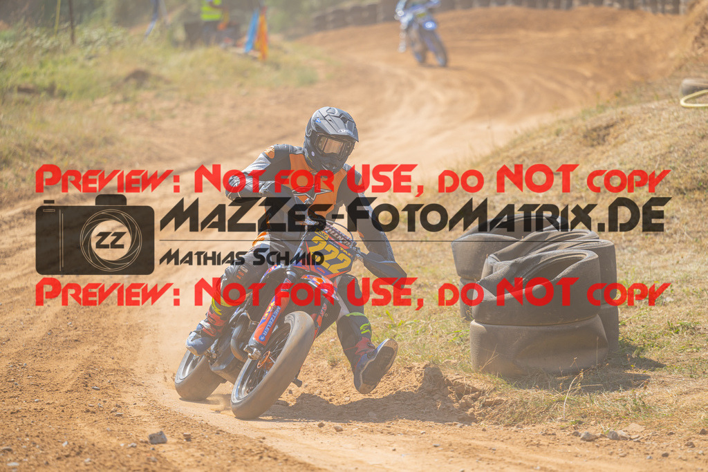 MaZZes-Fotomatrix-20260815-606790 | S2