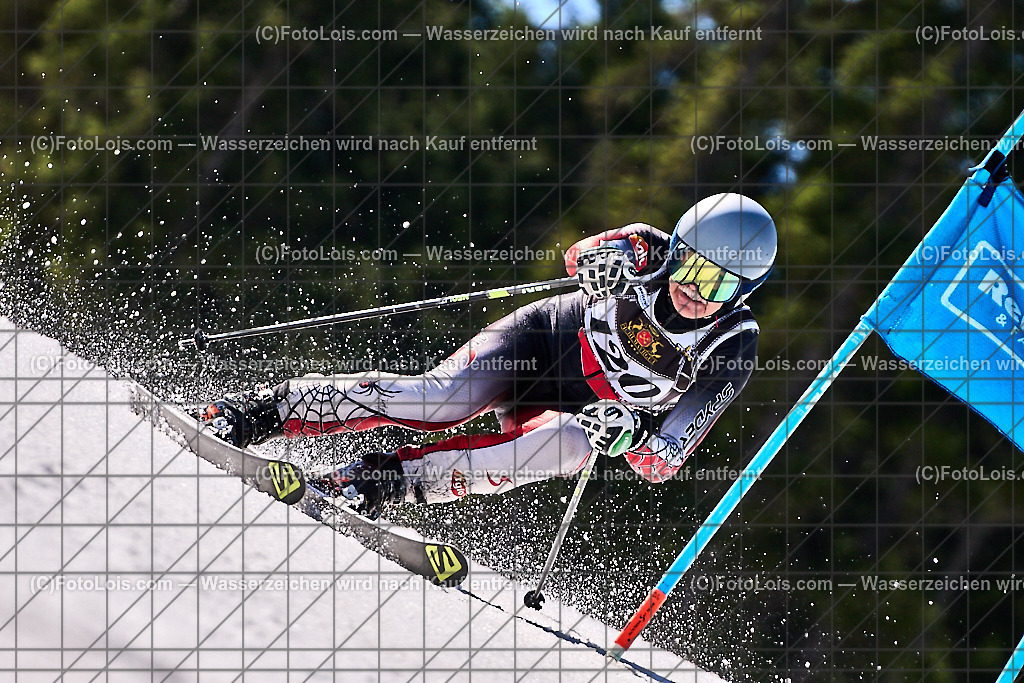 ALP1334_Reiteralm_MASTERS-LM_RTL_Kircher Herbert | (C)FotoLois.com, Alois Spandl. Steirische MASTERS-Landesmeisterschaften Ski alpin mit Wien und Salzburg, Reiteralm, Sa 13. April 2024.