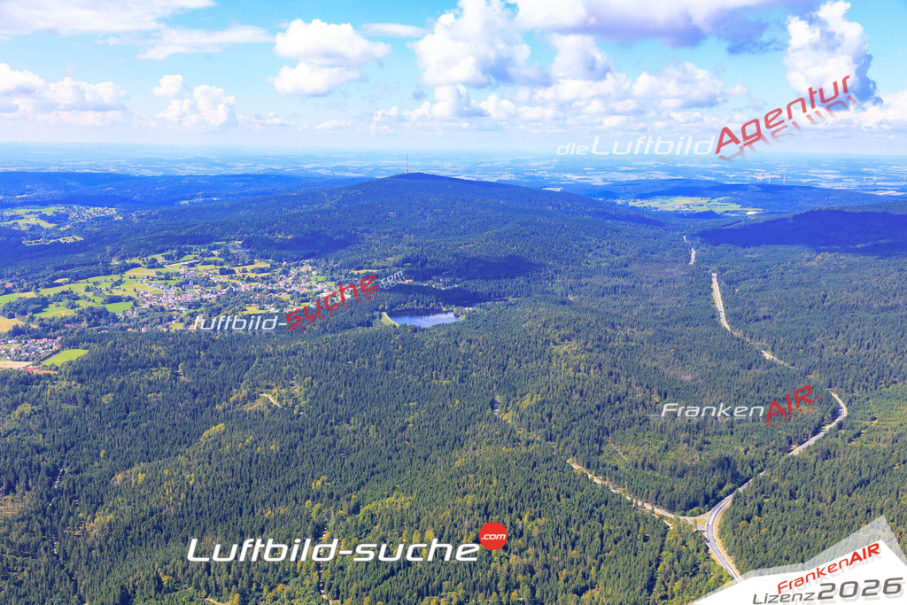 Die Luftaufnahme der Stadt Troestauer-forst-west wurde 2017 vom Flugzeug heraus erstellt ( keine Drohne )- hohe Auflösung für beste Qualität