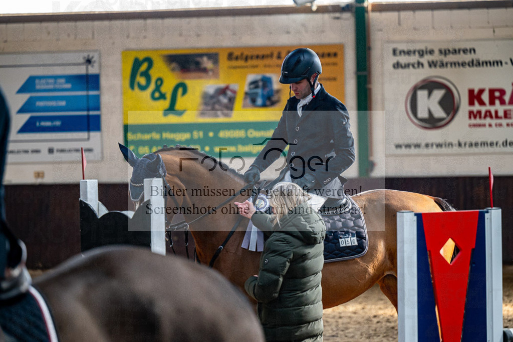 20240308-DOS_3400 | Entdecke hochwertige Reitturnierfotos von Foto Oger. Professionell, emotional und authentisch – jetzt Lieblingsmomente im Shop bestellen.Deutschlandweite Turnierfotografie. - Realisiert mit Pictrs.com