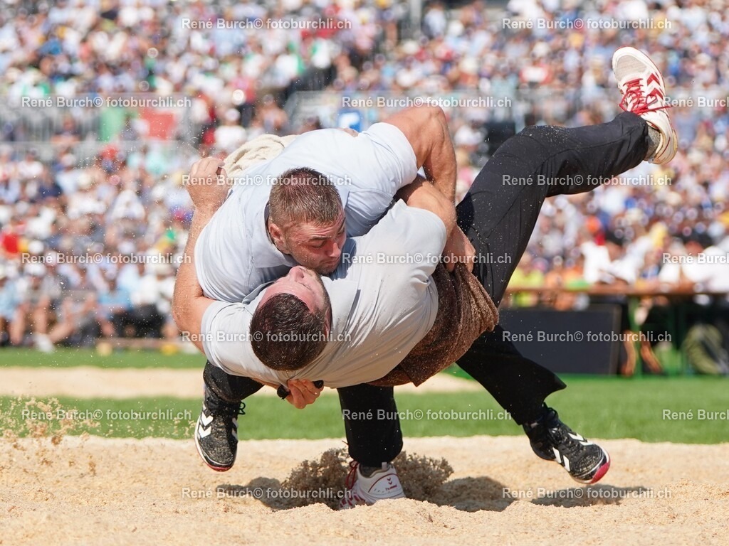 126 | René Burch leidenschaftlicher Fotograf aus Kerns in Obwalden.  Hier finden sie Sport, Landschaft und Natur Fotografie.
 - Realisiert mit Pictrs.com