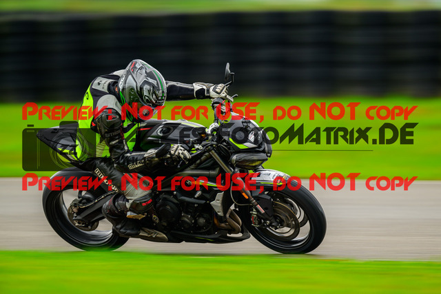 MaZZes_Fotomatrix_20241002_6007705_5948 | Fotograf Mathias Schmid
Sportfotograf,
Eventfotograf,
Hochzeitsfotograf,
Portraitfotograf