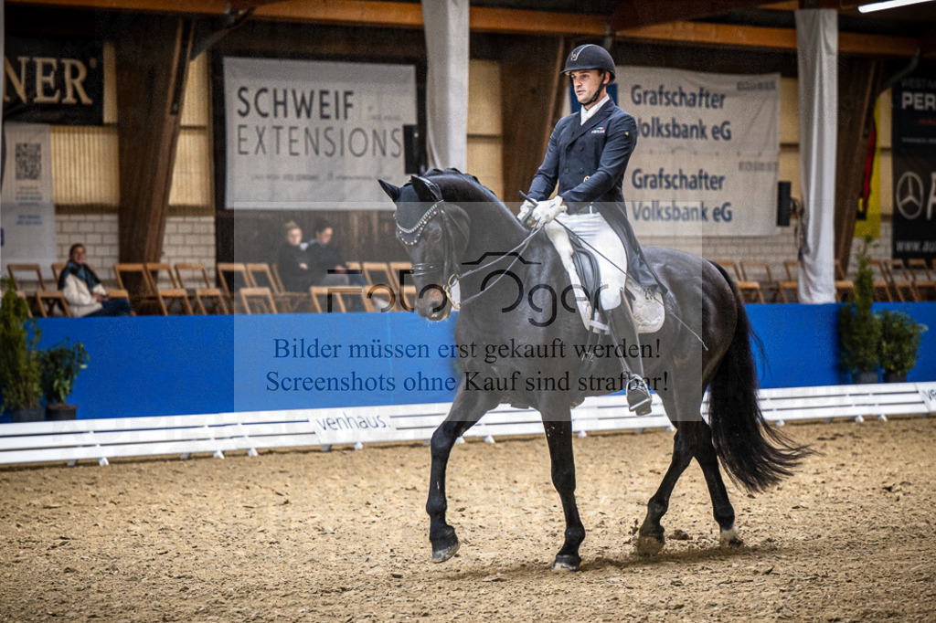 DOS_1164 | Entdecke hochwertige Reitturnierfotos von Foto Oger. Professionell, emotional und authentisch – jetzt Lieblingsmomente im Shop bestellen.Deutschlandweite Turnierfotografie. - Realisiert mit Pictrs.com