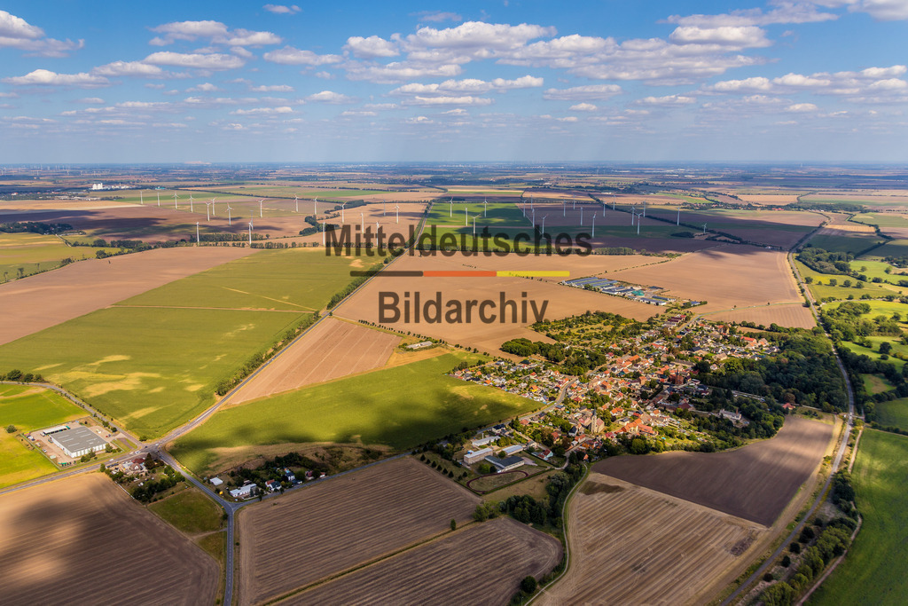 21_1_Klein_Oschersleben_Kreuzung_B246_Bahnschienen-1045 | Klein Oschersleben - Realisiert mit Pictrs.com